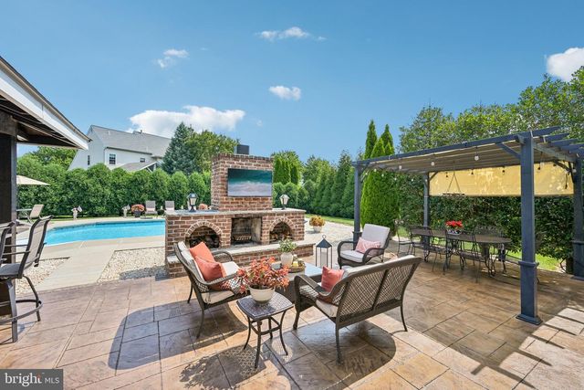 309 BUTTERNUT LN, Collegeville, PA 19426