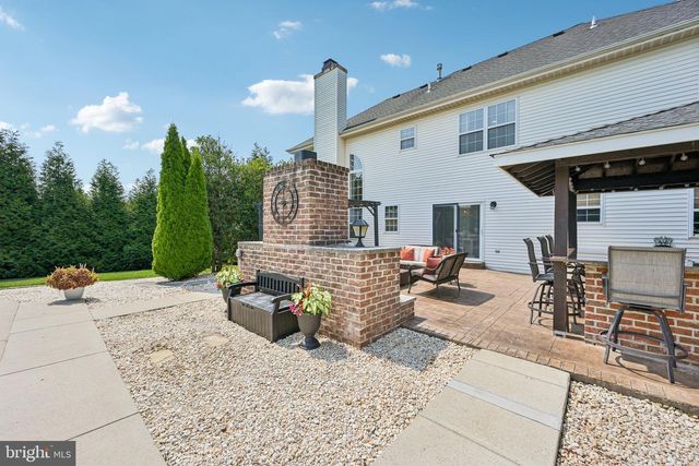 309 BUTTERNUT LN, Collegeville, PA 19426