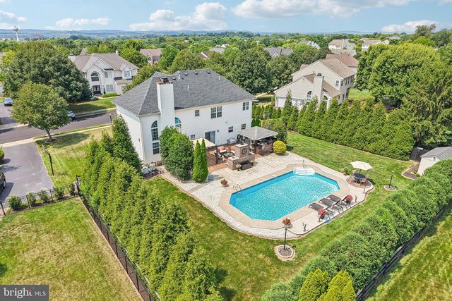 309 BUTTERNUT LN, Collegeville, PA 19426
