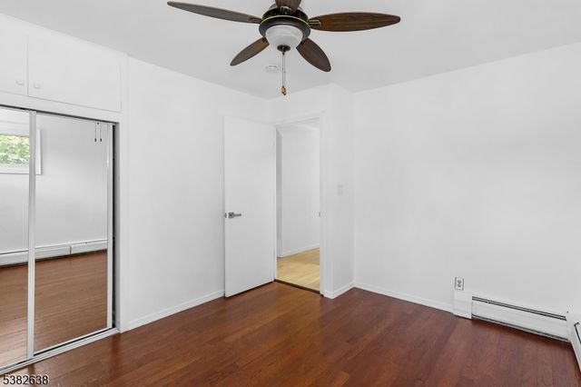 990 Rebecca Pl, Woodbridge Twp., NJ 08830