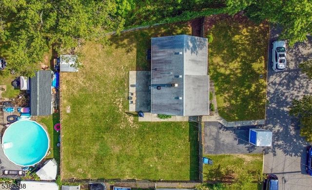 990 Rebecca Pl, Woodbridge Twp., NJ 08830