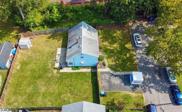 990 Rebecca Pl, Woodbridge Twp., NJ 08830