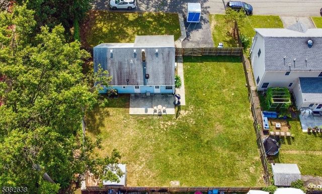 990 Rebecca Pl, Woodbridge Twp., NJ 08830