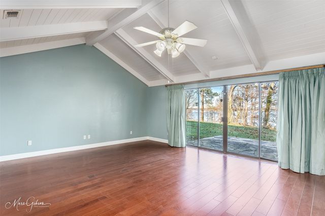 1828 Willow Point Drive, Shreveport, LA 71119