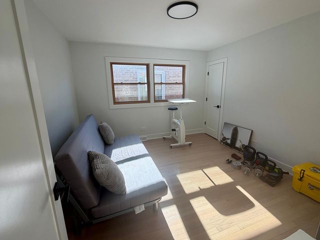 6028 S Nashville Avenue, Chicago, IL 60638