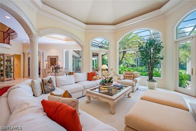 7326 Tilden LN, Naples, FL 34108