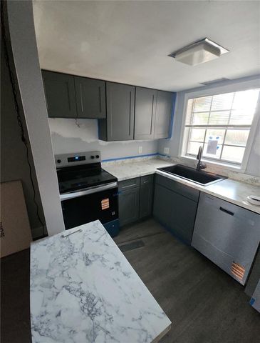 8370 13TH STREET N A, St Petersburg, FL 33702