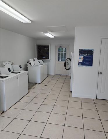 8370 13TH STREET N A, St Petersburg, FL 33702