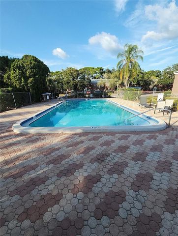 8370 13TH STREET N A, St Petersburg, FL 33702