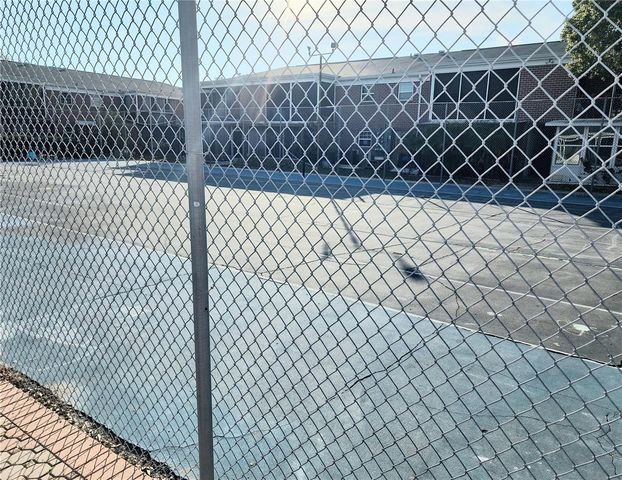 8370 13TH STREET N A, St Petersburg, FL 33702