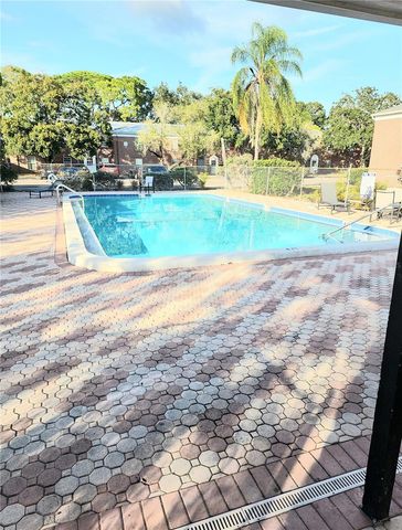 8370 13TH STREET N A, St Petersburg, FL 33702