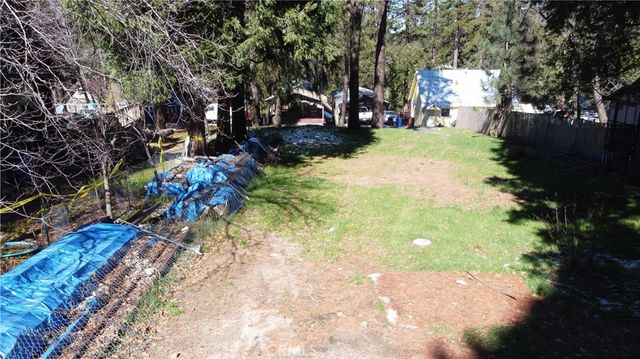 22886 Azalia Lane, Crestline, CA 92325