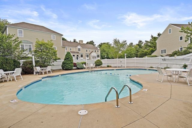 86 Abington Rd 86, Danvers, MA 01923