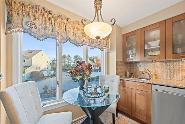 86 Abington Rd 86, Danvers, MA 01923