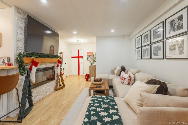 209-25 18th Avenue 3F, Bayside, NY 11360