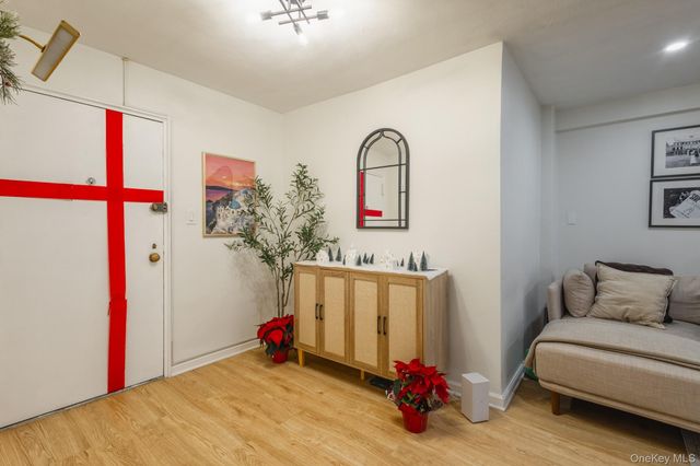 209-25 18th Avenue 3F, Bayside, NY 11360