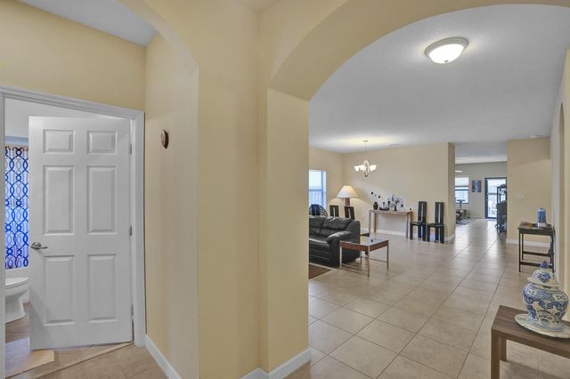 109 NE 26th Terrace, Homestead, FL 33033