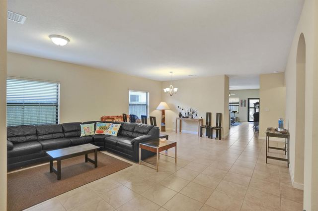 109 NE 26th Terrace, Homestead, FL 33033