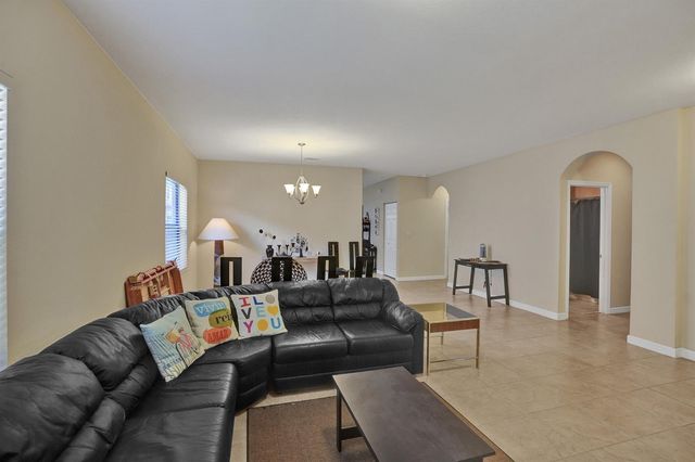 109 NE 26th Terrace, Homestead, FL 33033