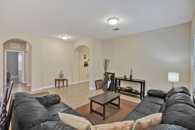 109 NE 26th Terrace, Homestead, FL 33033