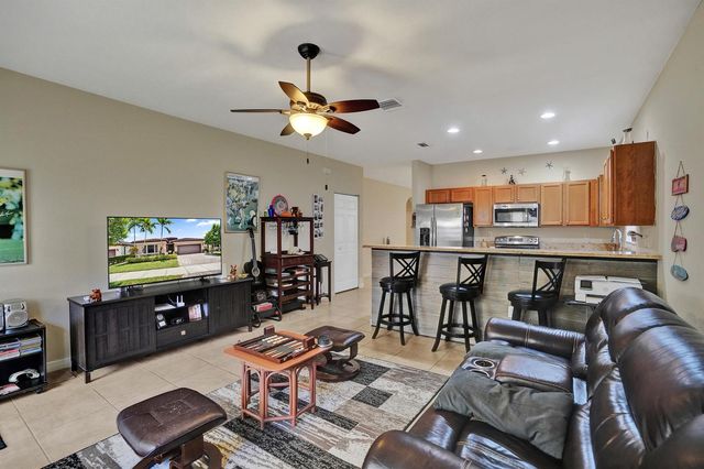 109 NE 26th Terrace, Homestead, FL 33033