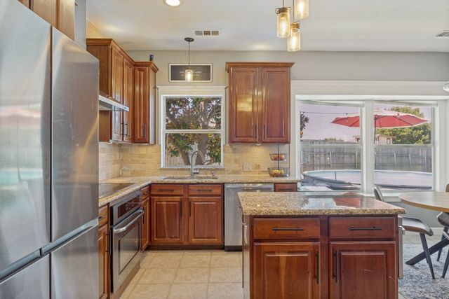 3701 Daffodil Lane, Mckinney, TX 75070