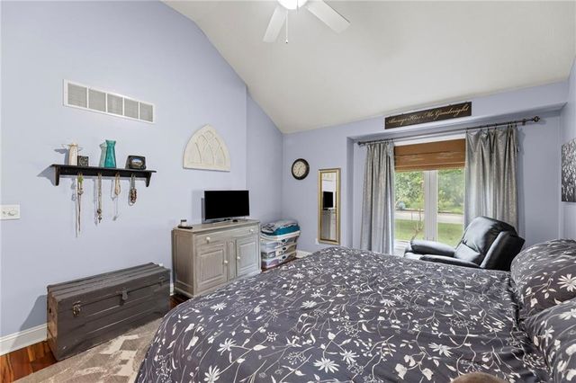 1301 S Redbud Street, Ottawa, KS 66067