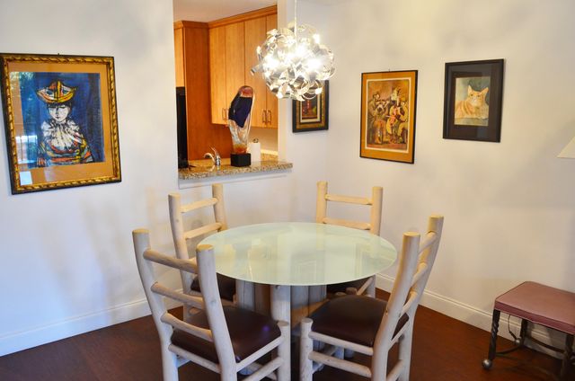 5370 Las Verdes Circle 221, Delray Beach, FL 33484