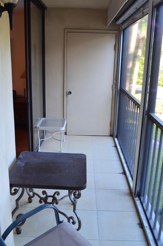 5370 Las Verdes Circle 221, Delray Beach, FL 33484