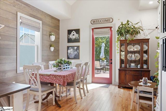 354 Old Rutherford Road, Taylors, SC 29687