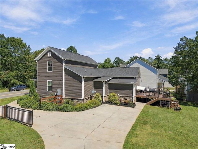 354 Old Rutherford Road, Taylors, SC 29687