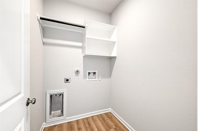 301 Banyon DR, Liberty Hill, TX 78642