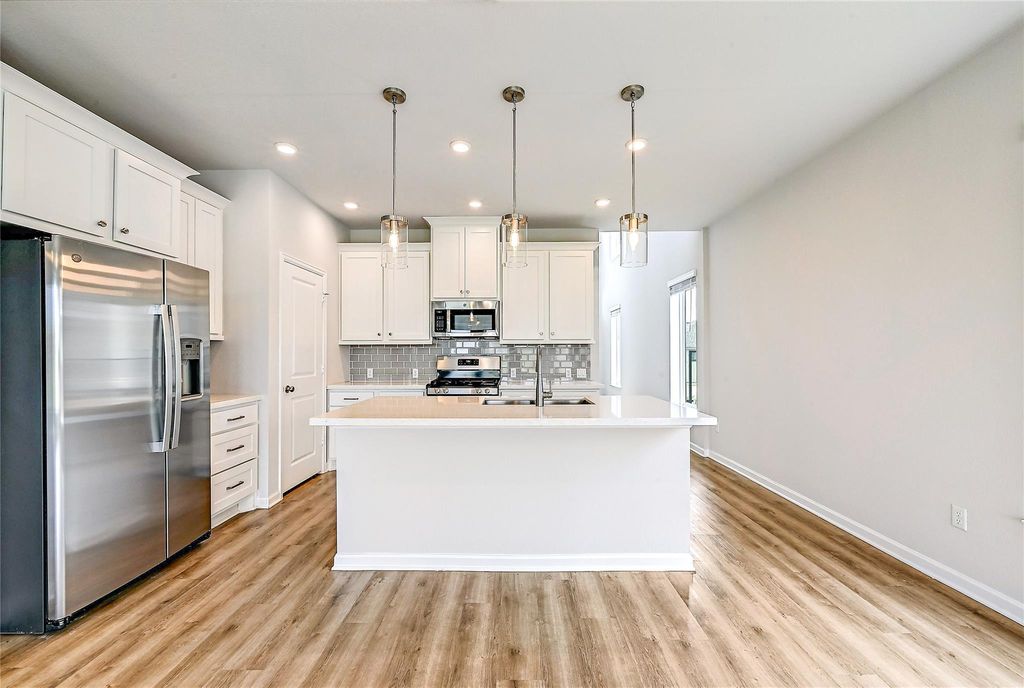 301 Banyon DR, Liberty Hill, TX 78642