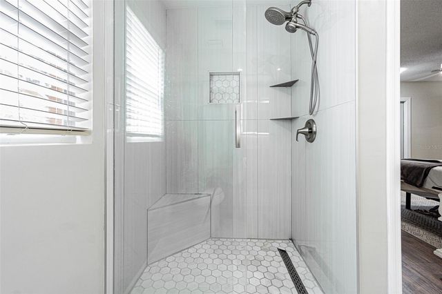 1107 OAKRIDGE MANOR DRIVE, Brandon, FL 33511