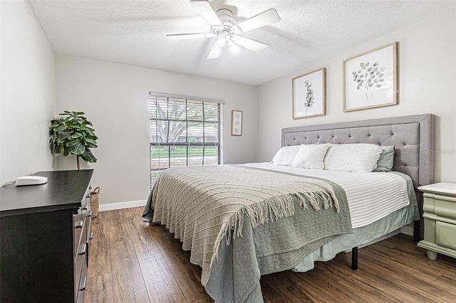 1107 OAKRIDGE MANOR DRIVE, Brandon, FL 33511