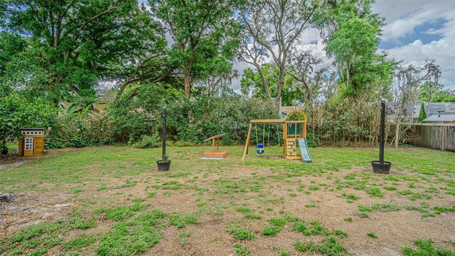 1107 OAKRIDGE MANOR DRIVE, Brandon, FL 33511