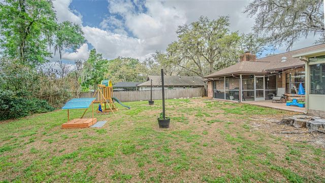 1107 OAKRIDGE MANOR DRIVE, Brandon, FL 33511