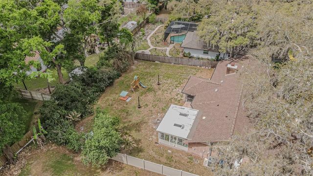 1107 OAKRIDGE MANOR DRIVE, Brandon, FL 33511