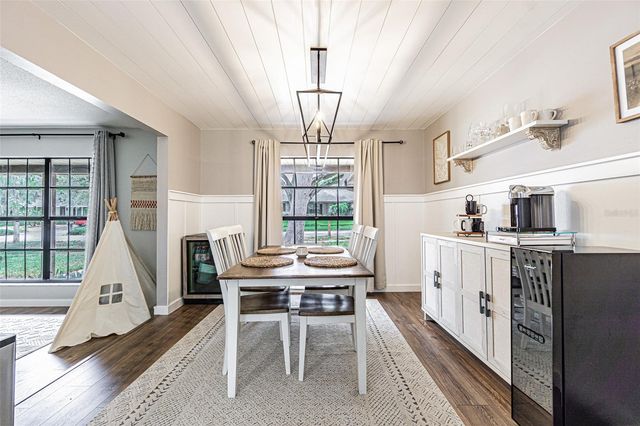 1107 OAKRIDGE MANOR DRIVE, Brandon, FL 33511