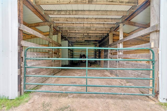 1105 County Road 1420, Bogata, TX 75417