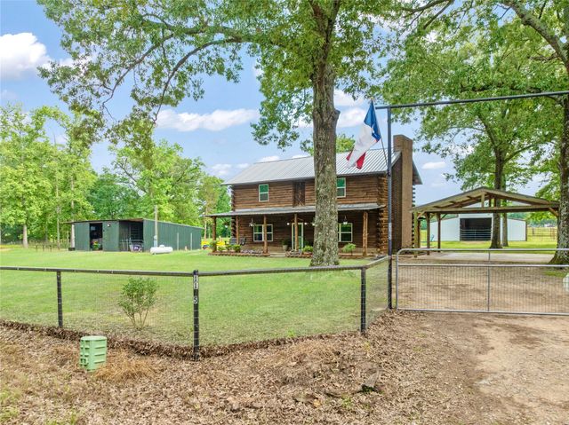 1105 County Road 1420, Bogata, TX 75417