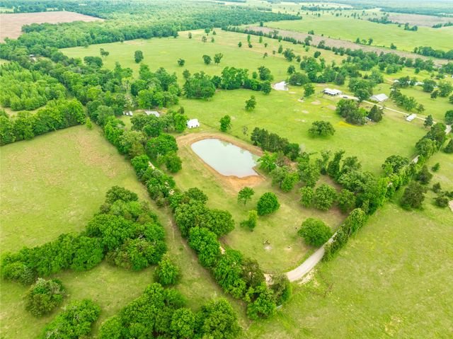1105 County Road 1420, Bogata, TX 75417