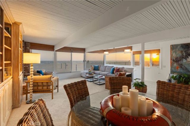 6910 W Oceanfront, Newport Beach, CA 92663