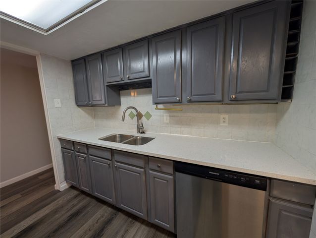 818 Calvin Drive, Garland, TX 75041