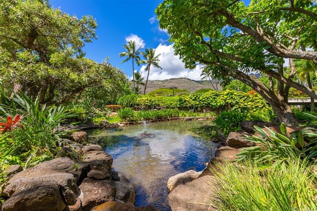 531 Hahaione Street 6C, Honolulu, HI 96825