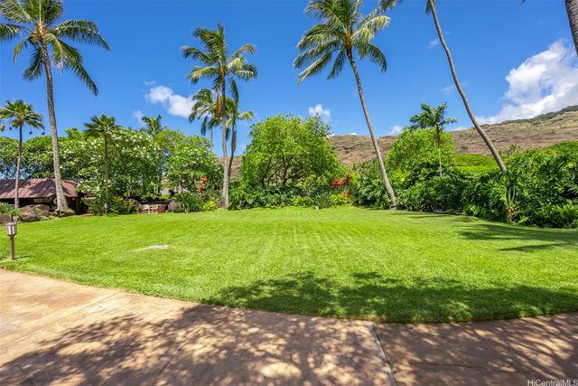 531 Hahaione Street 6C, Honolulu, HI 96825