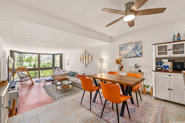 531 Hahaione Street 6C, Honolulu, HI 96825