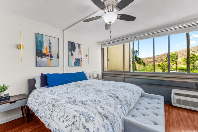 531 Hahaione Street 6C, Honolulu, HI 96825