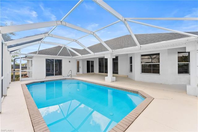 1317 NE 5th PL, Cape Coral, FL 33909