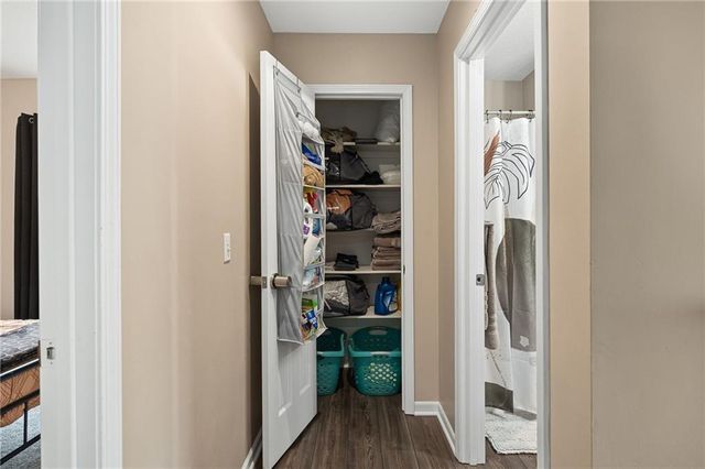 724 S 21st Street, St Joseph, MO 64507